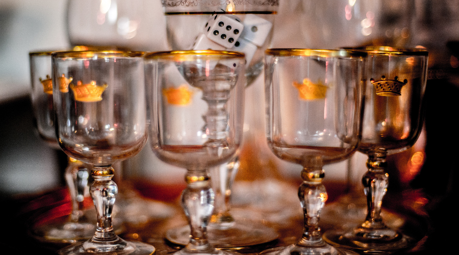 Antique Glass Market Size, Trends, Analysis & Growth Forecast